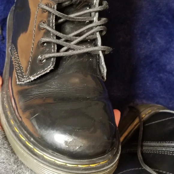 Youth black doc martens, size 2 - Picture 6 of 7